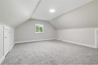 814 Fruithurst Dr, Pittsburgh, PA 15228 - Photo 33