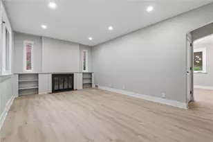 814 Fruithurst Dr, Pittsburgh, PA 15228 - Photo 5