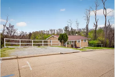 1006 Grant Ave, Monessen, PA 15062 - Photo 5