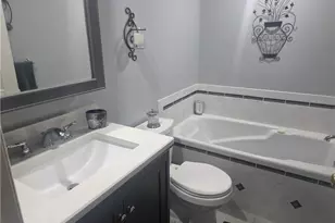 117 McGinnis Ln, Hempfield Township, PA 15672 - Photo 11