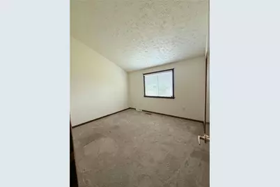 647 Sunset Circle, Cranberry Township, PA 16066 - Photo 11
