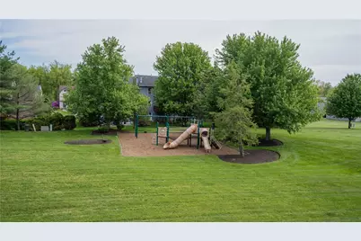 647 Sunset Circle, Cranberry Township, PA 16066 - Photo 15