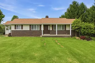 116 Woodland Acres Ln, Rostraver, PA 15012 - Photo 1