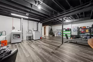 315 Lesnett Rd, Pittsburgh, PA 15241 - Photo 35