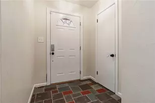 6612 Overlook St, South Park, PA 15129 - Photo 3