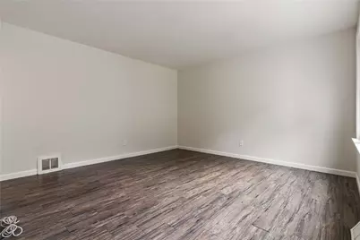 6612 Overlook St, South Park, PA 15129 - Photo 5