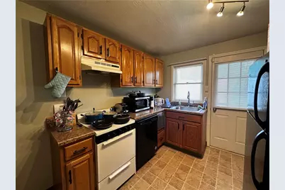 234 Hickman, Bridgeville, PA 15017 - Photo 3