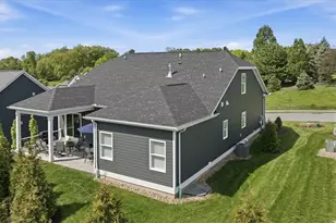 328 Maid Marion Ln, Peters Township, PA 15317 - Photo 3