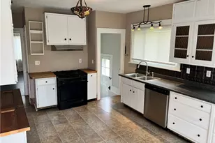 406 Service Ave, Sharon, PA 16146 - Photo 9
