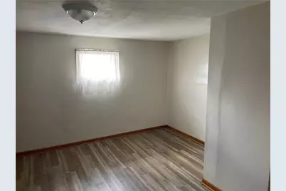 332 Quay Street, Vandergrift, PA 15629 - Photo 5