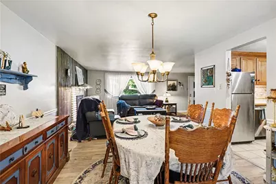 405 Peters Dr, Pittsburgh, PA 15116 - Photo 9