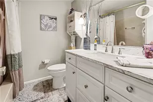 405 Peters Dr, Pittsburgh, PA 15116 - Photo 19