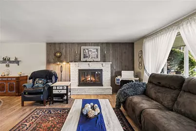 405 Peters Dr, Pittsburgh, PA 15116 - Photo 5