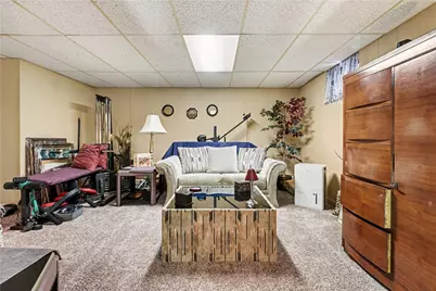 405 Peters Dr, Pittsburgh, PA 15116 - Photo 29