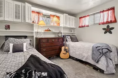 405 Peters Dr, Pittsburgh, PA 15116 - Photo 25