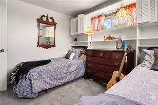 405 Peters Dr, Pittsburgh, PA 15116 - Photo 25