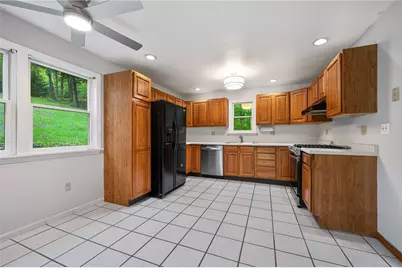1620 Clark Ln, Harrison Township, PA 15065 - Photo 3