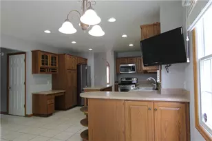 2018 Lori Ln, Hermitage, PA 16148 - Photo 15