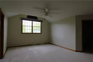 2018 Lori Ln, Hermitage, PA 16148 - Photo 21