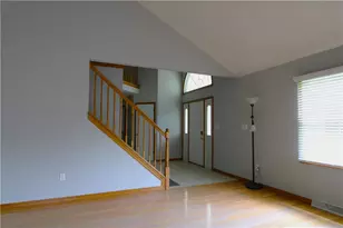 2018 Lori Ln, Hermitage, PA 16148 - Photo 11