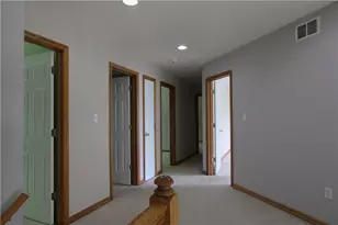 2018 Lori Ln, Hermitage, PA 16148 - Photo 19