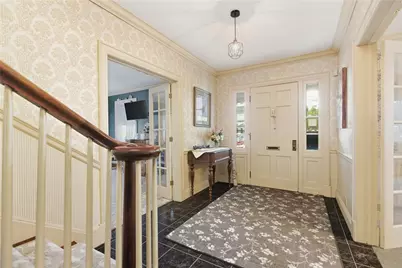 310 E Grandview Ave, Zelienople, PA 16063 - Photo 7