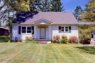 140 Evergreen Dr, Center Township, PA 15001 - Photo 1
