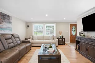325 McWilliams Dr, Harrison Township, PA 15065 - Photo 11