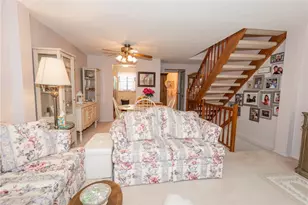 131 Lebeouf Dr, Pittsburgh, PA 15068 - Photo 9