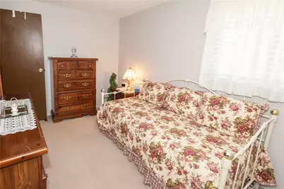 131 Lebeouf Dr, Pittsburgh, PA 15068 - Photo 25