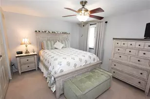 131 Lebeouf Dr, Pittsburgh, PA 15068 - Photo 17