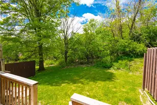 131 Lebeouf Dr, Pittsburgh, PA 15068 - Photo 27
