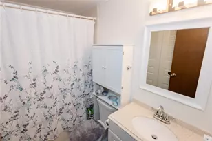131 Lebeouf Dr, Pittsburgh, PA 15068 - Photo 19