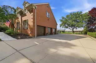 2113 Blairmont Dr, Pittsburgh, PA 15241 - Photo 49