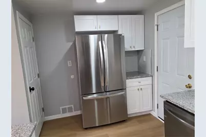7934 Lincoln Rd, Pittsburgh, PA 15147 - Photo 15