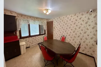 5764 Wilson Dr, Bethel Park, PA 15102 - Photo 5