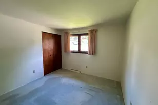 5764 Wilson Dr, Bethel Park, PA 15102 - Photo 11