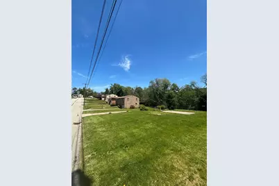 3301 Valewood Dr, Munhall, PA 15120 - Photo 5