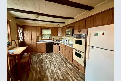 118 Ida Ave, Donora, PA 15033 - Photo 5