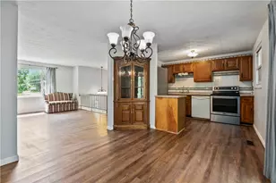 1148 Marble Dr, Moon/Crescent Twp, PA 15046 - Photo 7