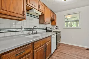 1148 Marble Dr, Moon/Crescent Twp, PA 15046 - Photo 11