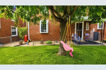 1139 W 11th St, McKees Rocks, PA 15136 - Photo 3