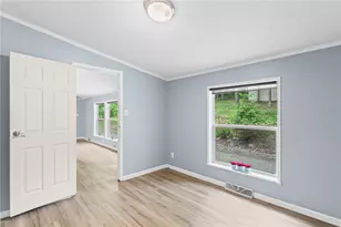 107 Erbes Ln, Adams Township, PA 16046 - Photo 27