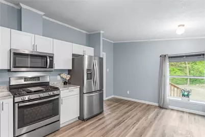 107 Erbes Ln, Adams Township, PA 16046 - Photo 9