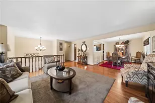113 Skyview Dr, Penn Twp, PA 15644 - Photo 5