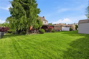 627 Greenlee Rd, Pittsburgh, PA 15227 - Photo 39