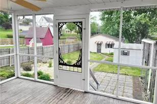 522 W 3rd, Derry Boro, PA 15627 - Photo 21