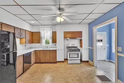 80 Dewey St, Etna, PA 15223 - Photo 7