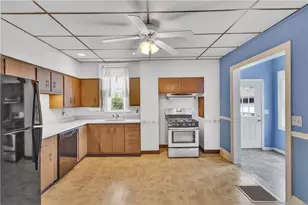 80 Dewey St, Etna, PA 15223 - Photo 7