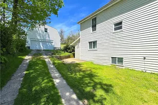 3003 Riverside Dr, Penn Twp, PA 15623 - Photo 3